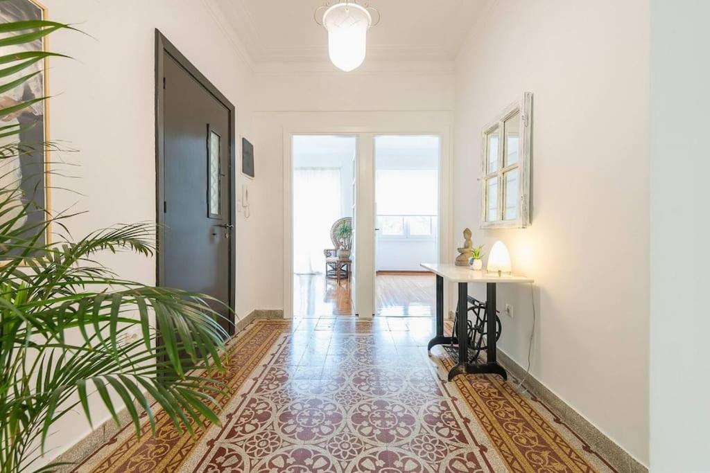 Ferienwohnung Casa Pamisou Near Attiki Metro Station Athen Exterior foto
